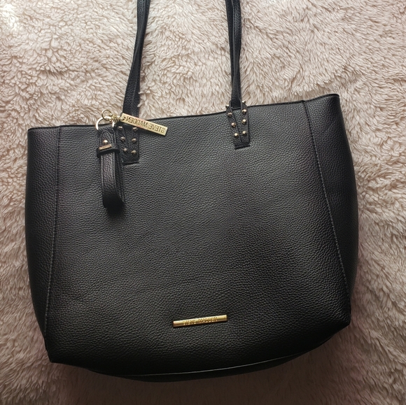 Steve Madden Large Shoulder Bag - Picture 2 of 6